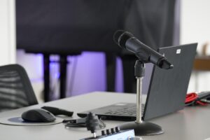 残業ゼロのリモート勤務で副業は可能なのか？