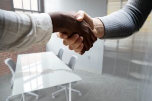 残業ゼロを実現するための雇用契約書に必要な残業条項とは？