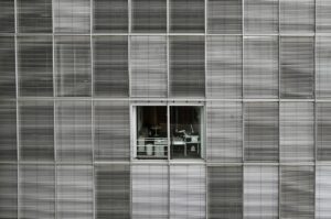 残業少ない未経験でも始められる仕事は？