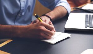 転職で残業ゼロを実現するための失敗しない方法は？