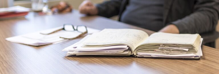 残業少ない仕事の見つけ方は？